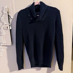 Vince Men's Dark Sweater with Button Collar